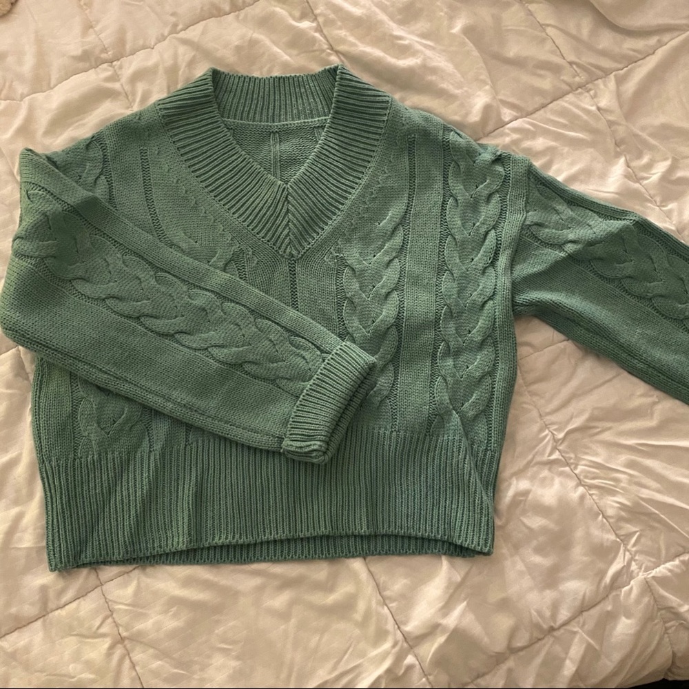 Green cropped sweater
